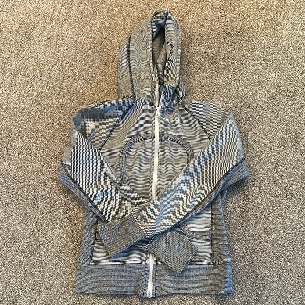 Lululemon Scuba